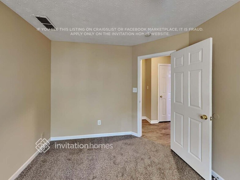 Building Photo - 2815 Springrock Hill Trail