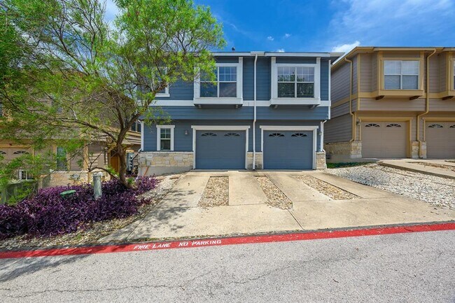 Building Photo - 2821 Saville Loop