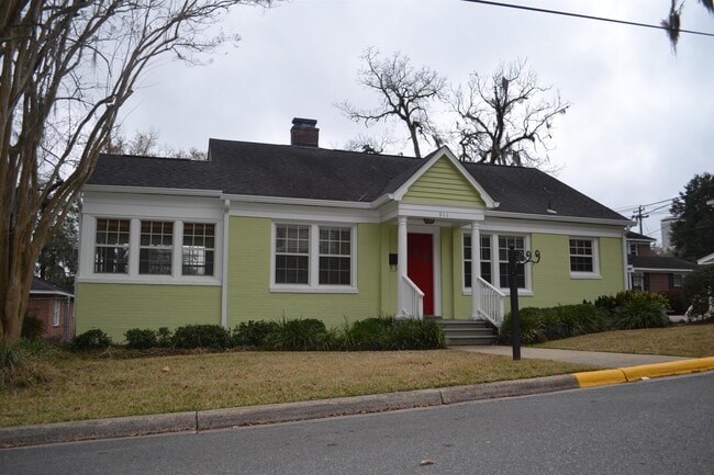 Primary Photo - 511 Beverly St