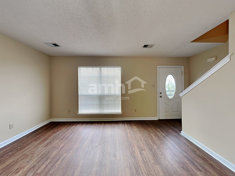 Building Photo - 5802 Eagleston Dr