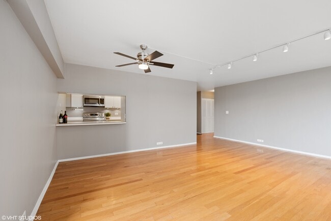 Building Photo - 4250 N Marine Dr