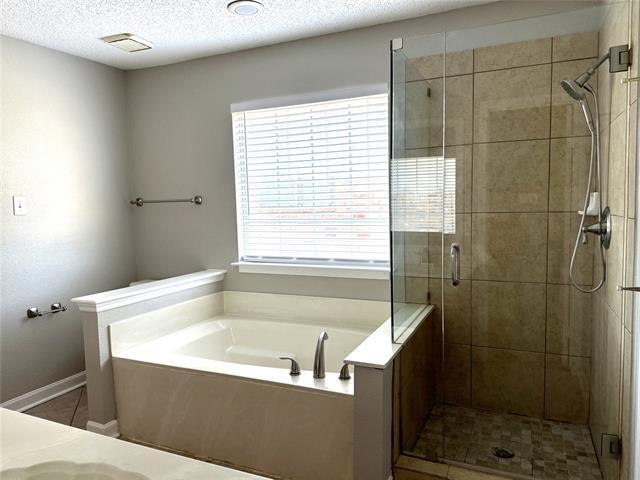 Building Photo - 8212 Tavaros Dr