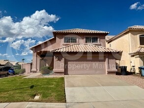 Building Photo - 1520 E Flint St