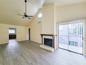 Building Photo - 6401 Deihl Rd