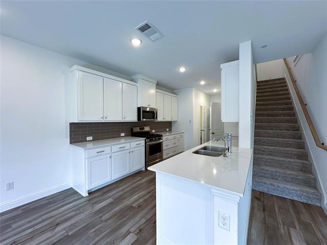 Building Photo - 1347 Hill Country Pl