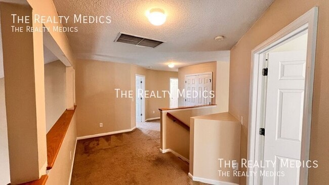 Building Photo - 1368 Crane Crest Way