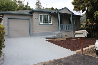 Building Photo - 3733 Keller Ave