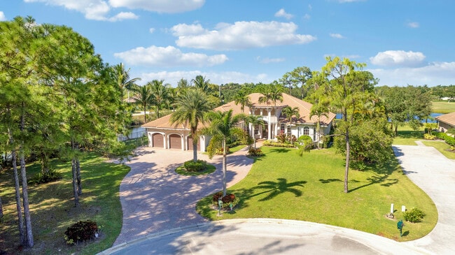 Building Photo - 11985 Carnegie Pl