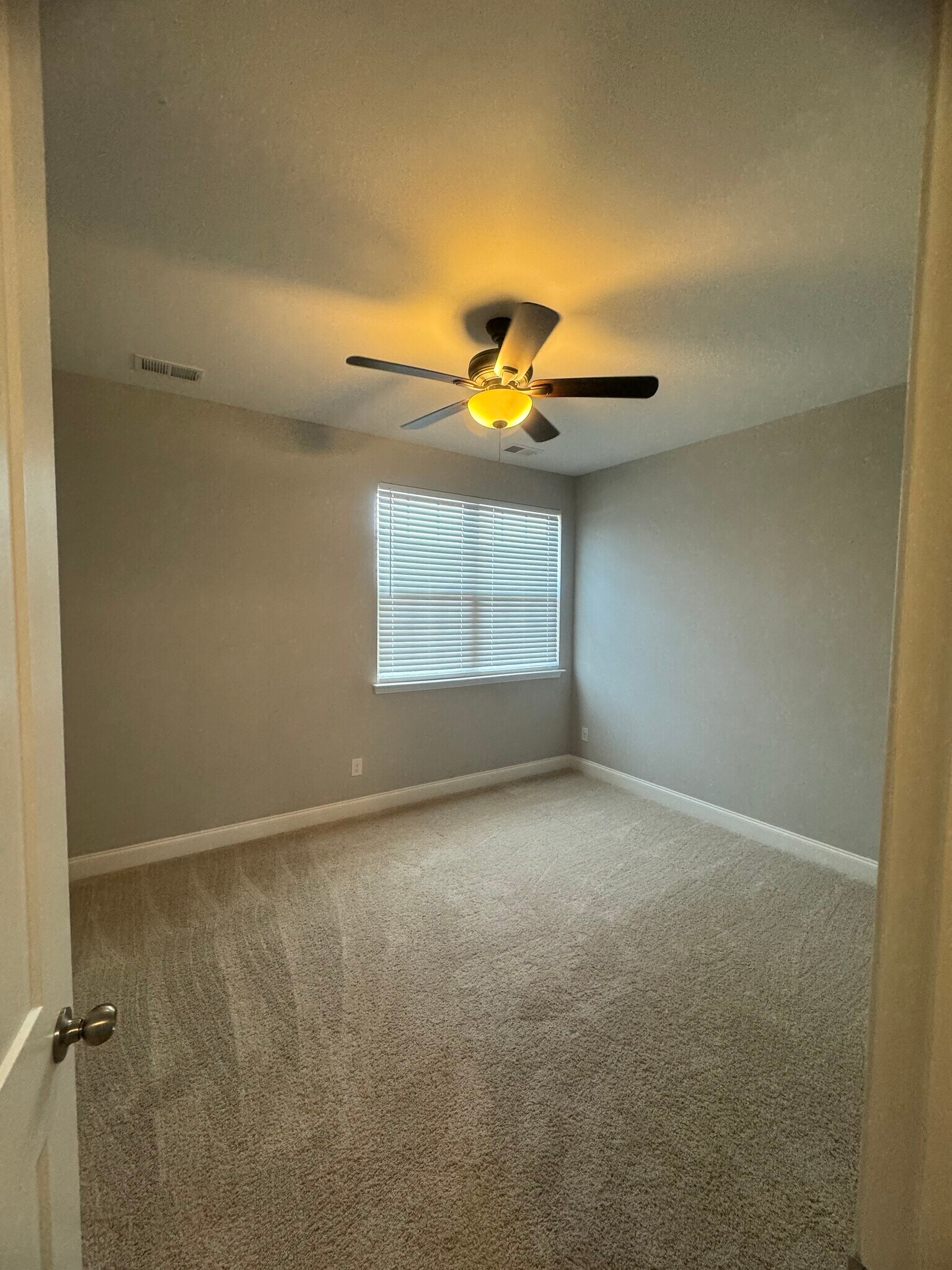 Building Photo - 3064 Flowing Creek Dr