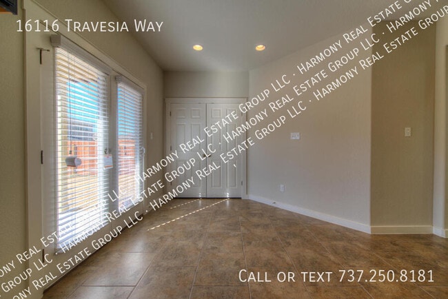 Building Photo - 16116 Travesia Way