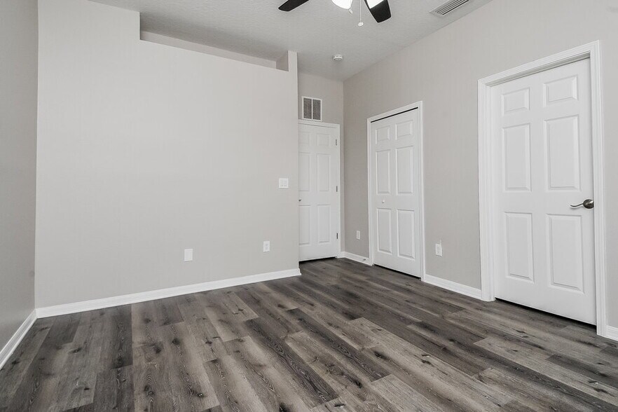 Building Photo - 11117 Newbridge Dr