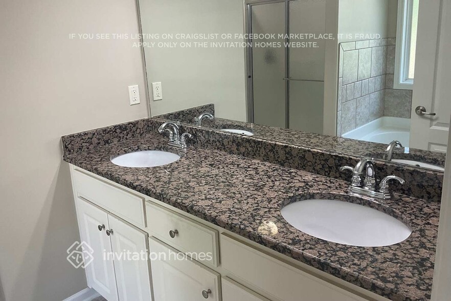 Building Photo - 3667 Vine Springs Ter