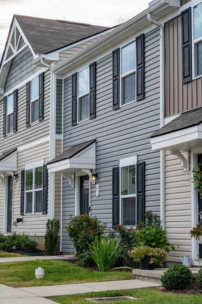 Building Photo - 2935 Winterberry Dr