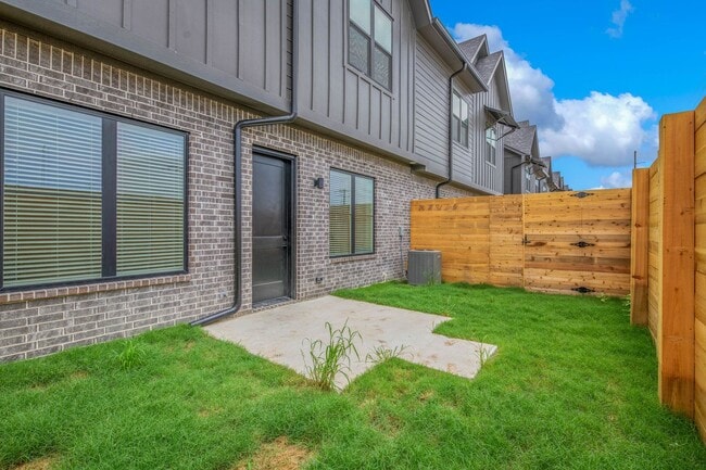 Building Photo - Brand NEW 4 Bedroom 4.5 Bathroom Townhome at The Urban Available for June Pre-lease!