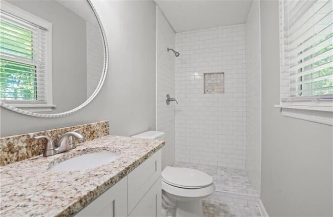 Building Photo - 703 Navaho Ct