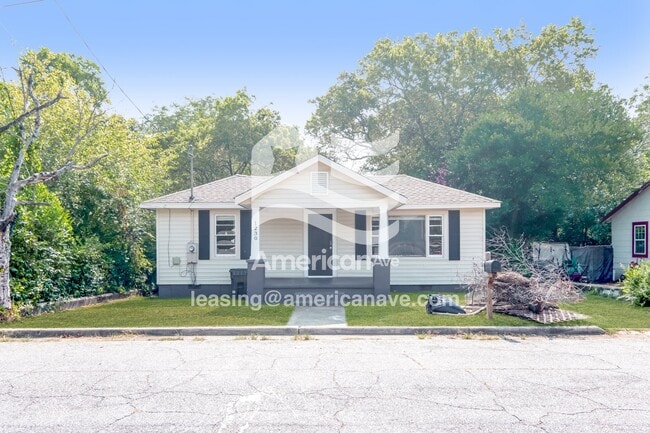 Primary Photo - 1230 13th Ave