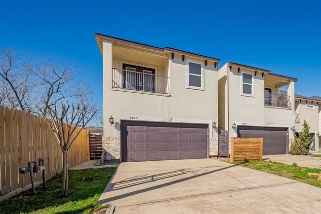 Building Photo - 4307 Hershe St