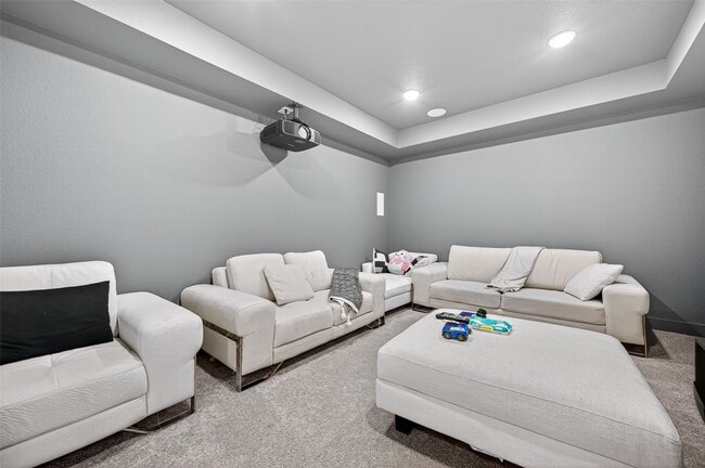 Building Photo - 7727 Pleasant Crst Dr