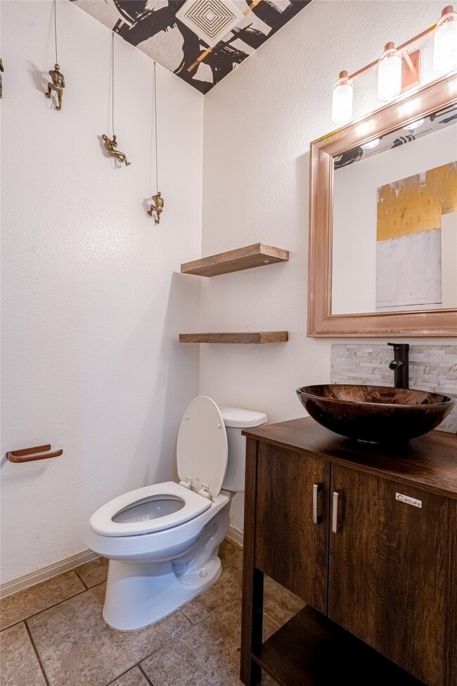 Building Photo - 13910 Merganser Dr