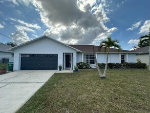 Building Photo - 1306 SW 11th St