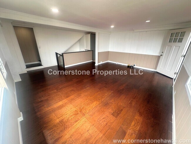 Building Photo - 805 Alewa Dr