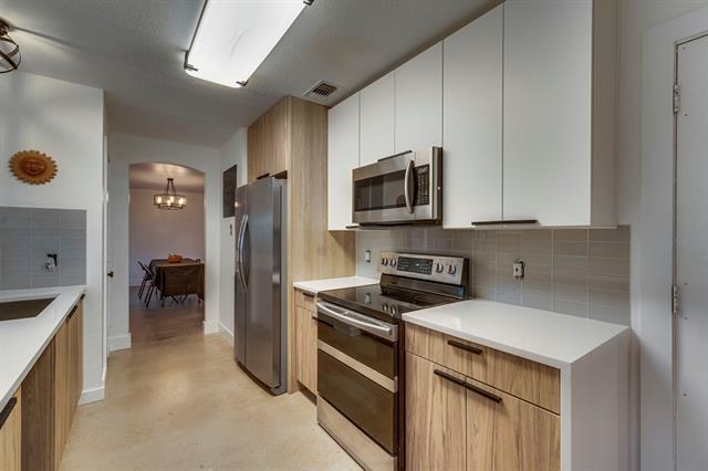 Building Photo - 101 Hollow Tree Dr