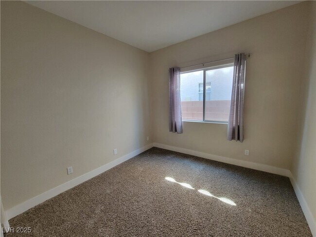 Building Photo - 1153 Country Shadows Way