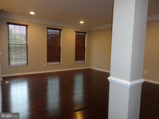 Building Photo - 25625 Anthem Terrace