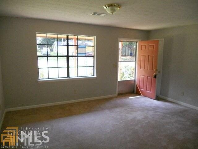 Building Photo - 2384 Rodgers Dr SE