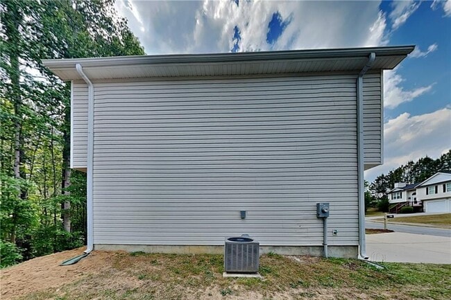 Building Photo - 217 Remington Ct