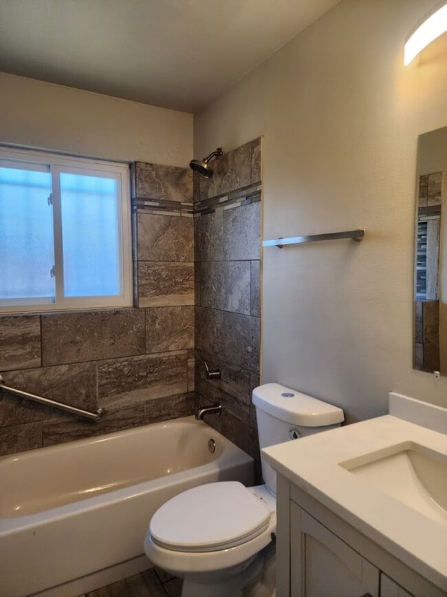 Building Photo - 5203 E Thrill Pl