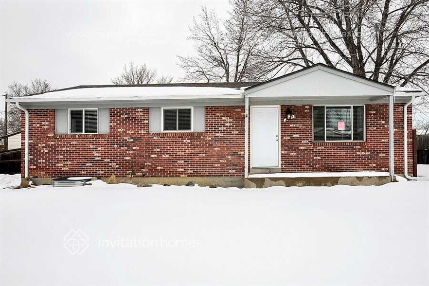Building Photo - 2122 Truda Dr