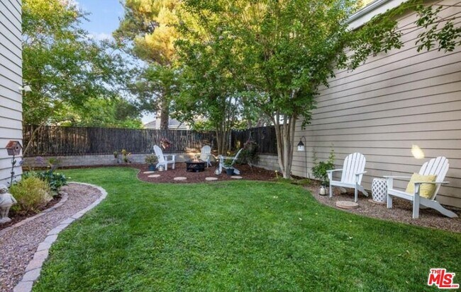 Building Photo - 26068 Charonne Ct