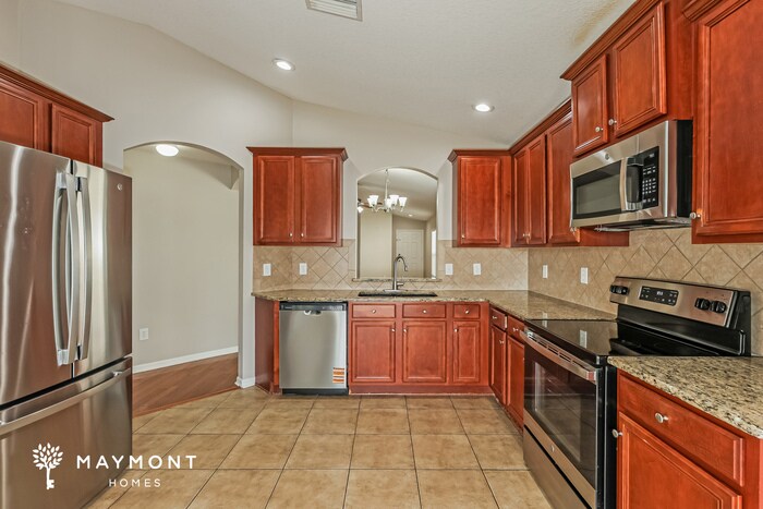 Building Photo - 911 Seminole Sky Dr