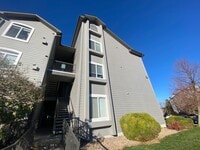 Building Photo - 2575 S Syracuse Way