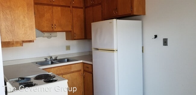 Primary Photo - 2217 Muscatine Ave