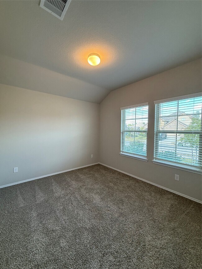 Building Photo - 11335 Dawn Beach Ln