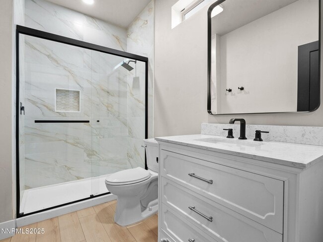 Building Photo - 1846 H St