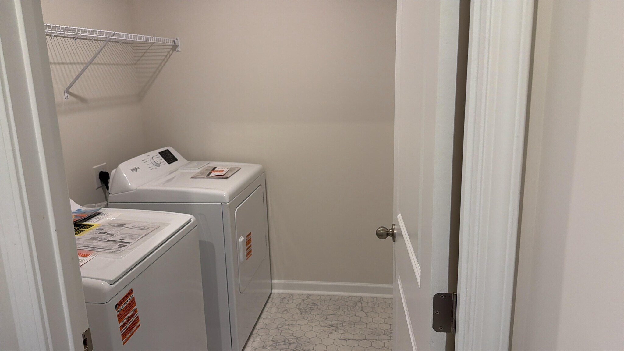 Building Photo - 1614 Yarrow Ln