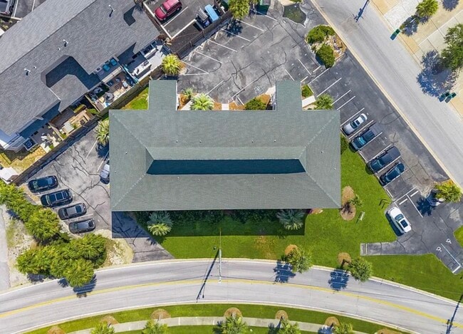 Building Photo - 485 Gulf Shore Dr