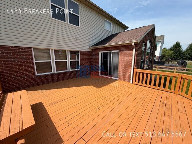 Building Photo - 4454 Breakers Point