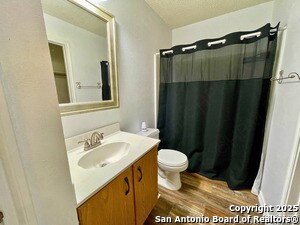 Building Photo - 8858 Roquefort