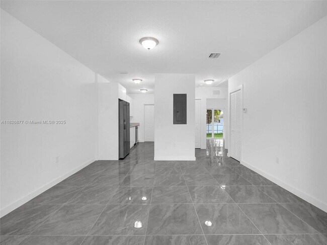 Building Photo - 2448 NW 42nd St