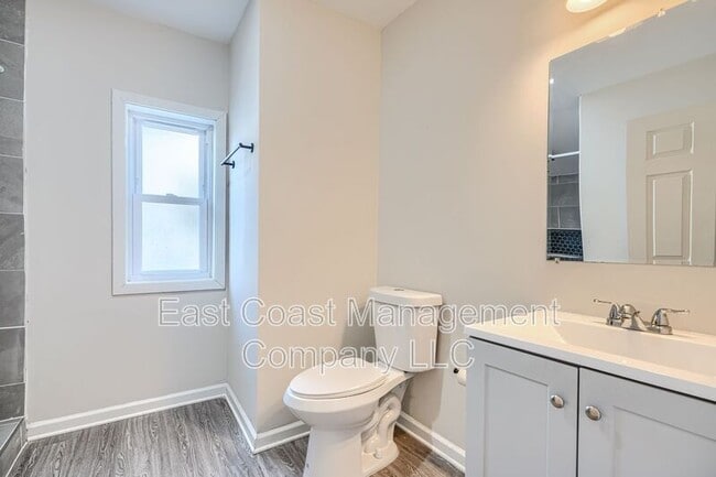 Building Photo - 4612 Schley Ave