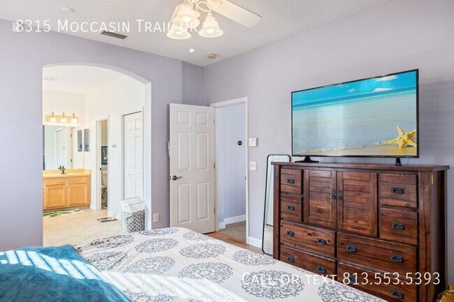 Building Photo - 8315 Moccasin Trail Dr
