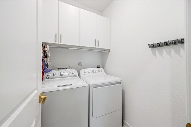 Building Photo - 7207 Cedar Hbr Ct