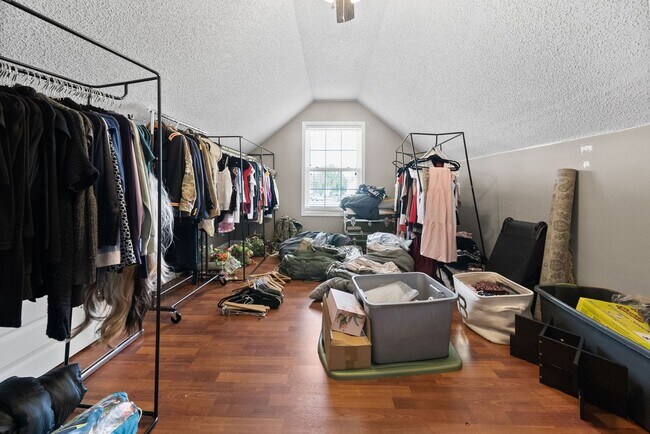 Building Photo - Beautiful home in Twin Rivers Subdivision Waiting for You to Call Home!