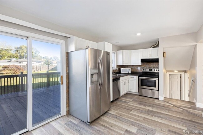 Building Photo - 2719 Pall Mall Dr