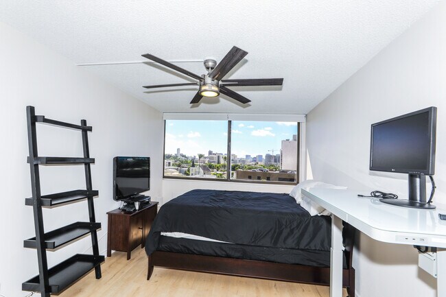 Building Photo - 55 S Kukui St