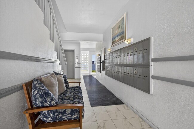 Building Photo - 100 Shore Ct